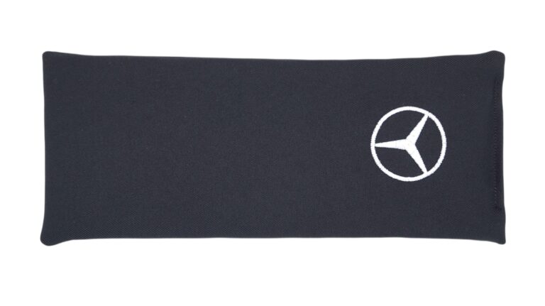 Mercedes März 26 1