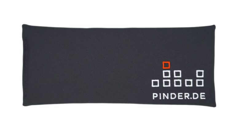 PINDER März 26 2